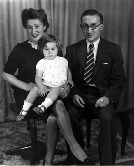 Kurt and Elfrieda with their first child, Evi